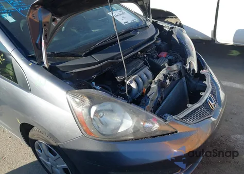 2012 Honda Fit z USA, uszkodzony, nr VIN JHMGE8H37CC037898